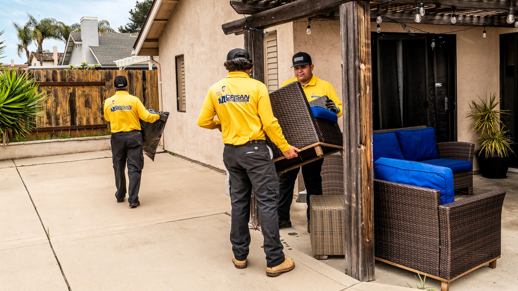When Is the Right Time to Schedule an Estate Cleanout in San Diego?